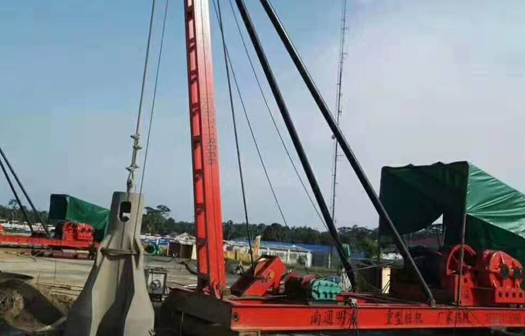 沖孔打樁機